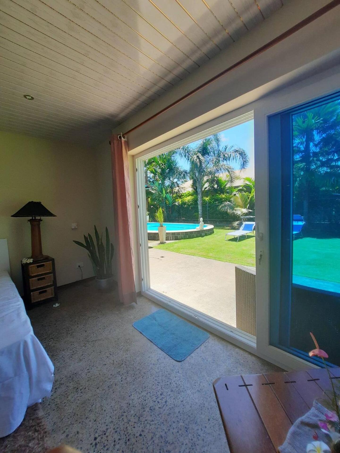 Orchid Island B&B On The River With Pool & Jetty Pacific Harbour Room photo